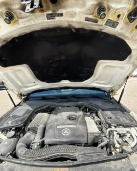 Mercedes-Benz C 300 * CARFAX * ОПЦИЯ ЗА ФИНАНСИРАНЕ, снимка 12