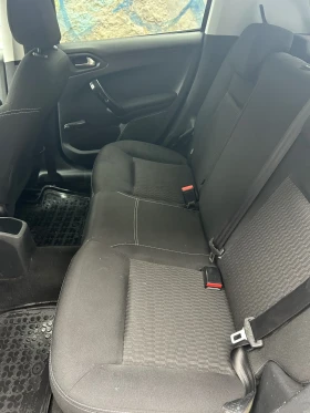Peugeot 208, снимка 6