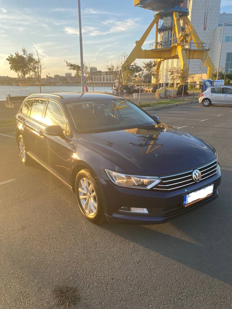 VW Passat Business line 2.0 TDI DSG от DasWeltAuto, снимка 1 - Автомобили и джипове - 47428583