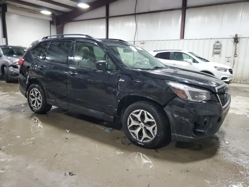 Subaru Forester, снимка 4 - Автомобили и джипове - 48726162