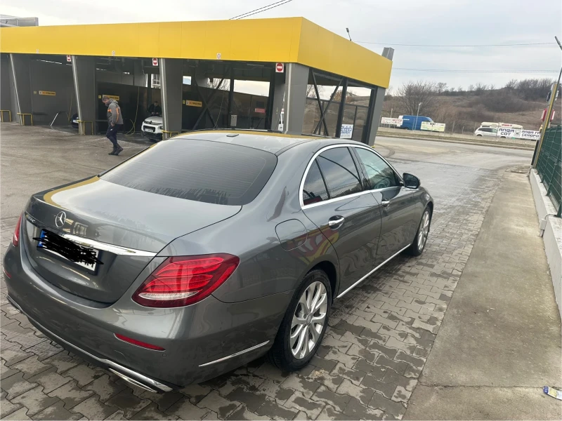 Mercedes-Benz E 300 Е300 4 Matic Luxury 2017г., снимка 2 - Автомобили и джипове - 49348762