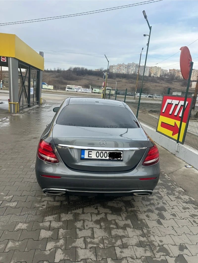 Mercedes-Benz E 300 Е300 4 Matic Luxury 2017г., снимка 3 - Автомобили и джипове - 49348762