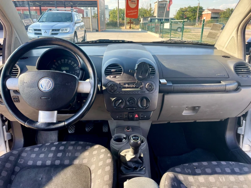 VW New beetle, снимка 6 - Автомобили и джипове - 52624183