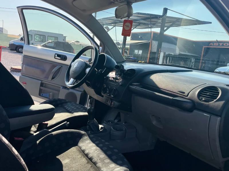 VW New beetle, снимка 5 - Автомобили и джипове - 52624183