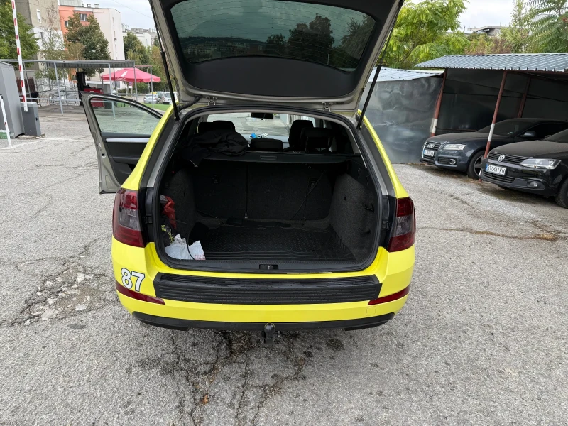 Skoda Octavia 1.6TDI, снимка 5 - Автомобили и джипове - 51887515