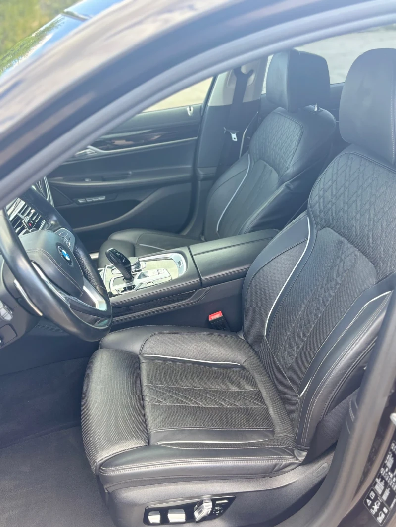 BMW 740 xDrive| 95000 хил.км, снимка 10 - Автомобили и джипове - 52042073