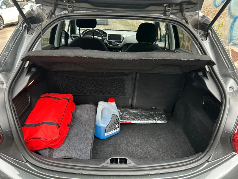 Peugeot 208, снимка 5 - Автомобили и джипове - 52671462