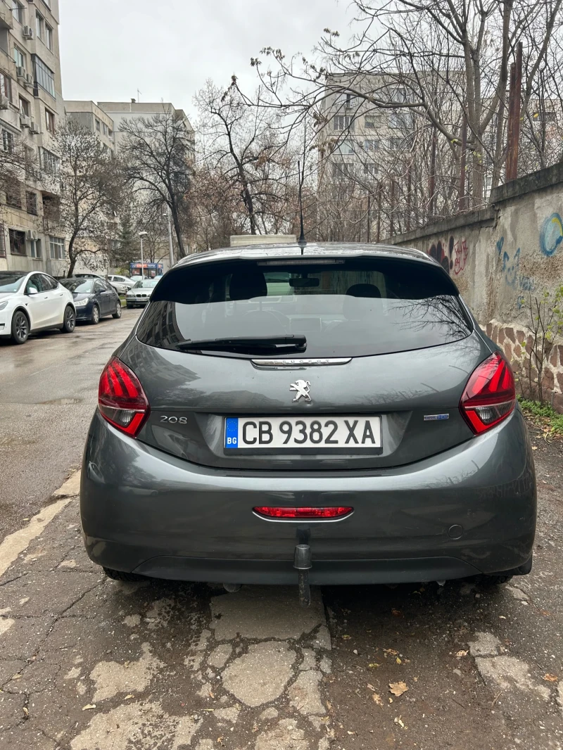 Peugeot 208, снимка 4 - Автомобили и джипове - 52671462