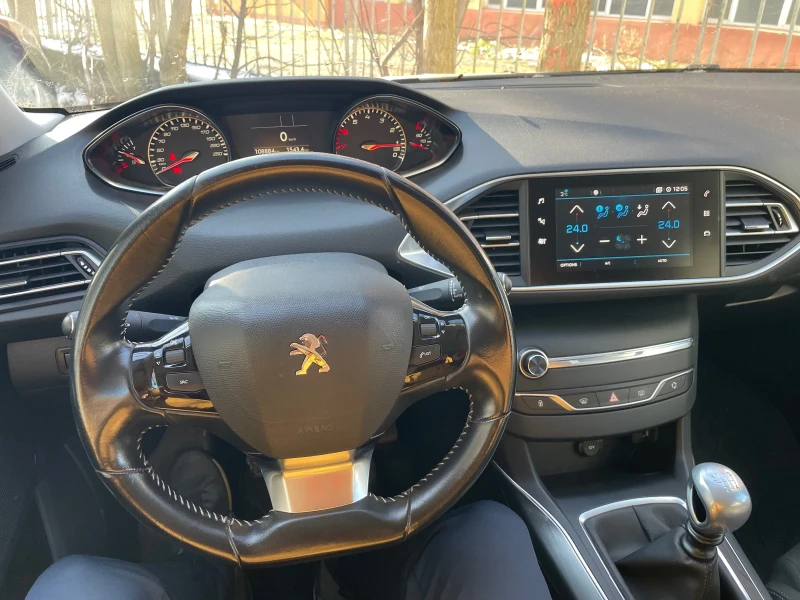 Peugeot 308 1.2 GT Line, снимка 9 - Автомобили и джипове - 52910627