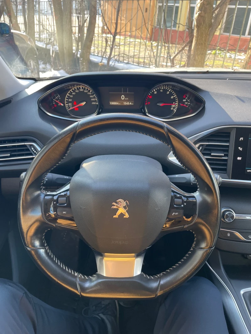 Peugeot 308 1.2 GT Line, снимка 10 - Автомобили и джипове - 52910627