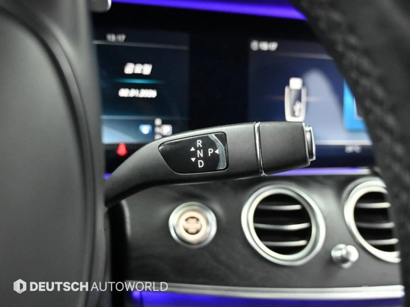 Mercedes-Benz E 300, снимка 9 - Автомобили и джипове - 52992502