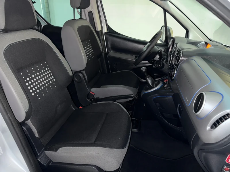 Citroen Berlingo Multispace* EURO6B* 1.6blueHDI* 99кс* ИТАЛИЯ* , снимка 11 - Автомобили и джипове - 53221801