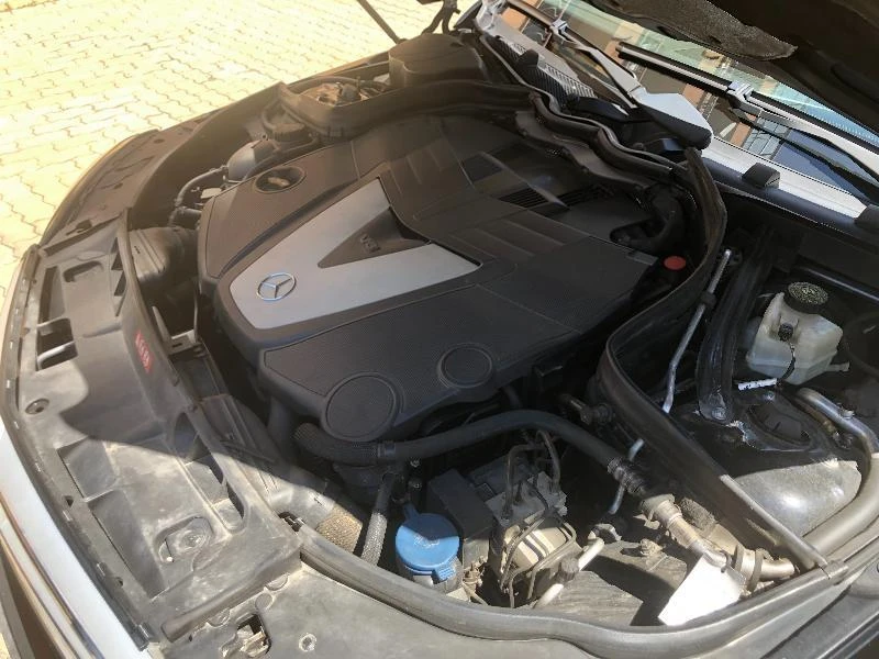 Mercedes-Benz C 320 Avantgarde 7G tronic, снимка 2 - Автомобили и джипове - 46654509