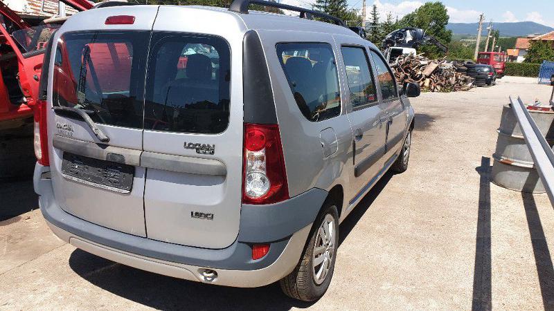 Dacia Logan 1.5 dci 7 места, снимка 5 - Автомобили и джипове - 29309453
