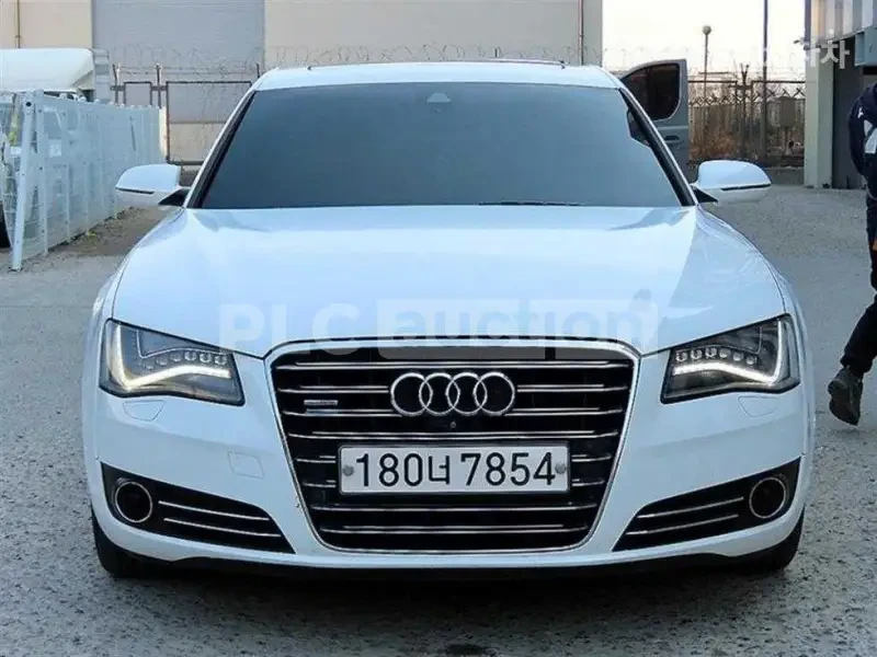 Audi A8 Адаптивно окачване (ECS)* Адаптивен круиз контрол, снимка 12 - Автомобили и джипове - 54076280