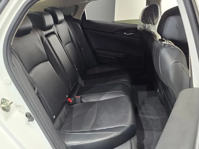 Honda Civic 2.0 10Th Generation, снимка 11 - Автомобили и джипове - 54953909