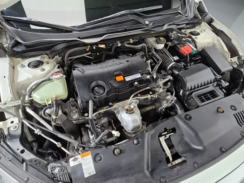 Honda Civic 2.0 10Th Generation, снимка 6 - Автомобили и джипове - 54953909