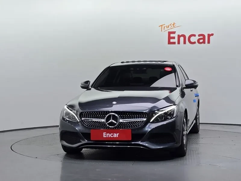 Mercedes-Benz C 220 D Avantgarde, снимка 3 - Автомобили и джипове - 55653881