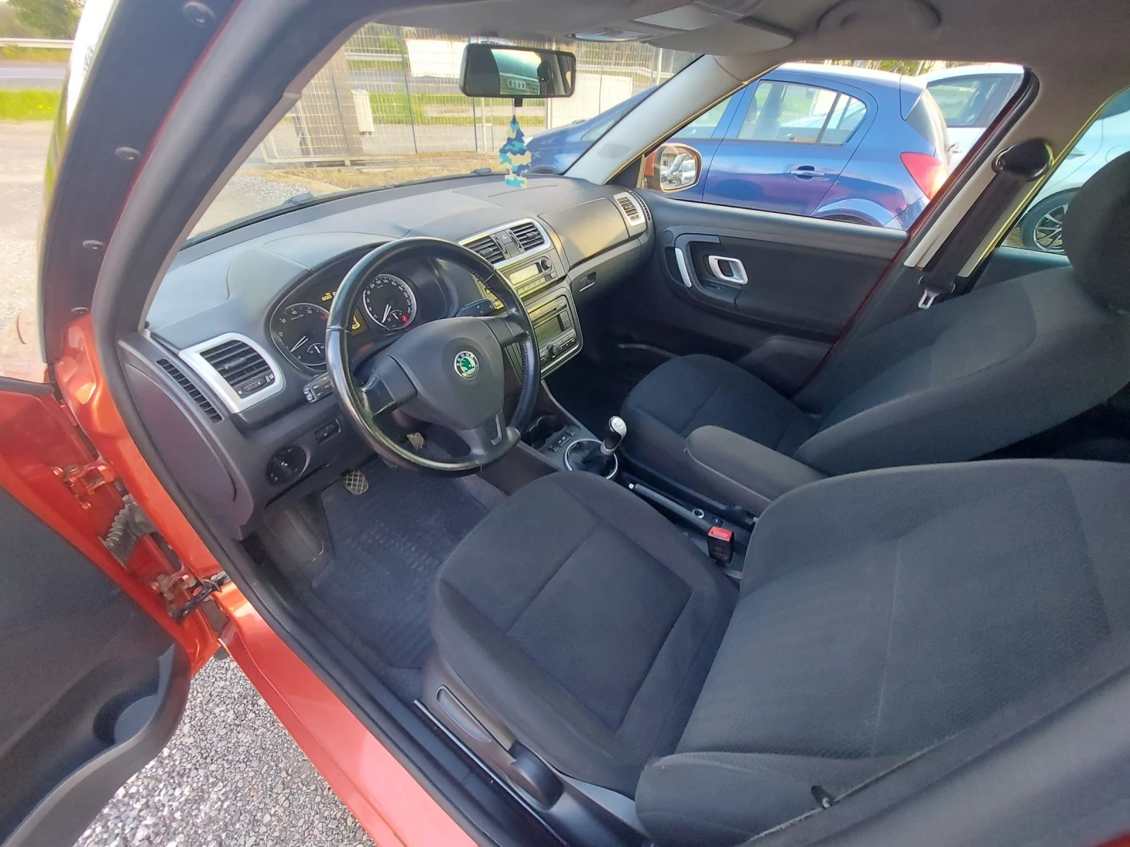 Skoda Fabia 1.6  82669км. - изображение 9