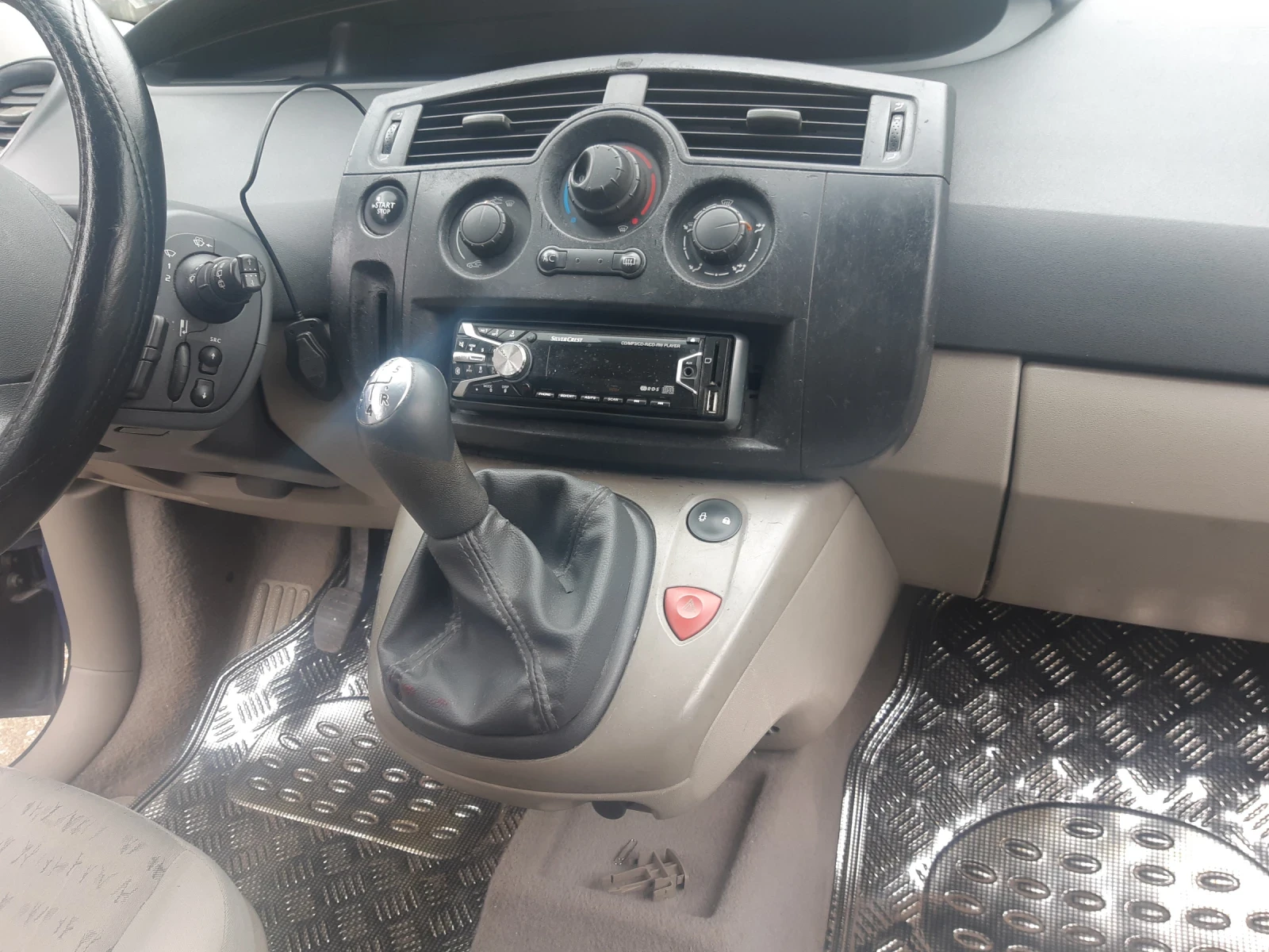 Renault Scenic  - изображение 9