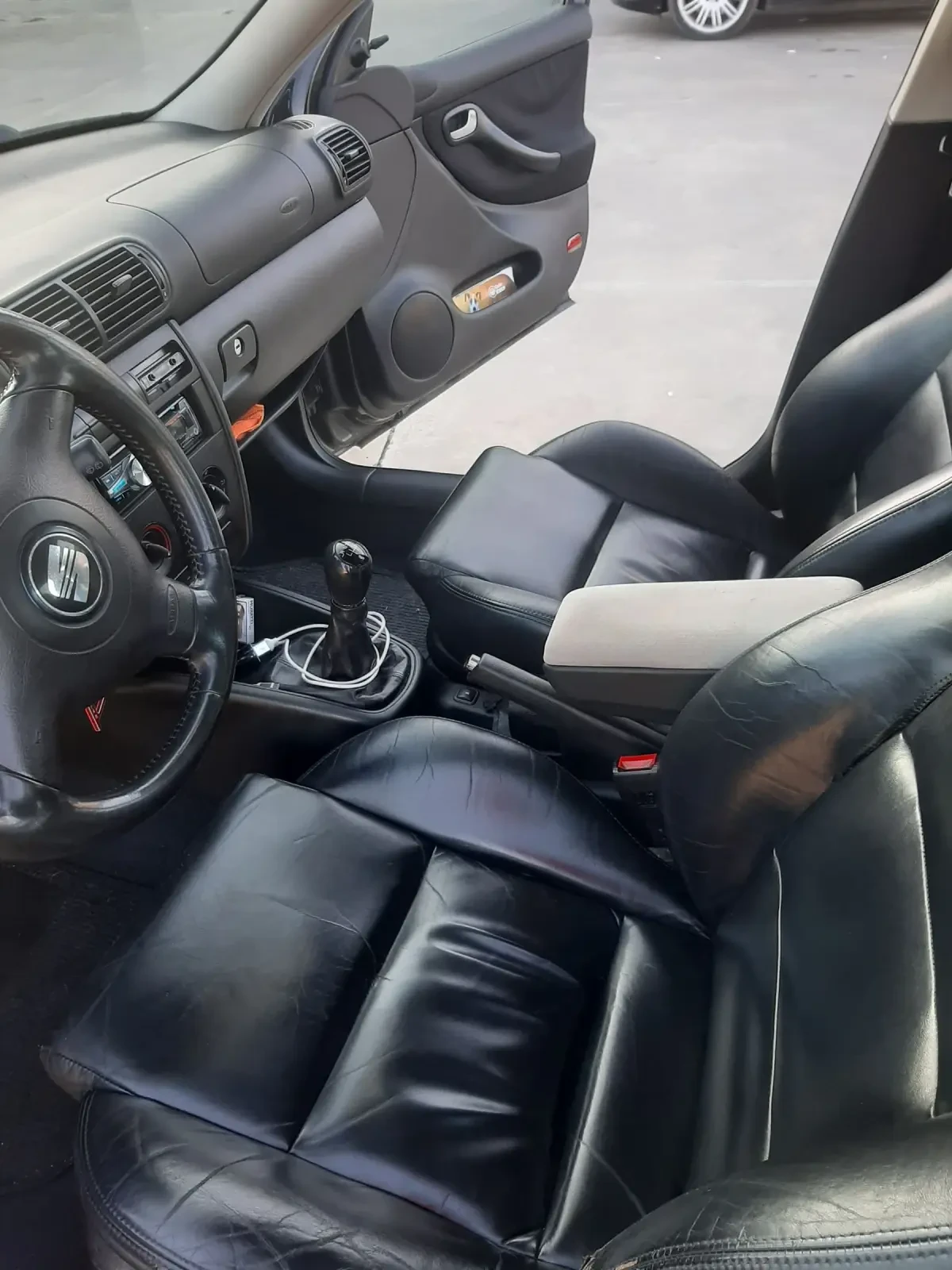 Seat Leon 1.9 110 - изображение 9