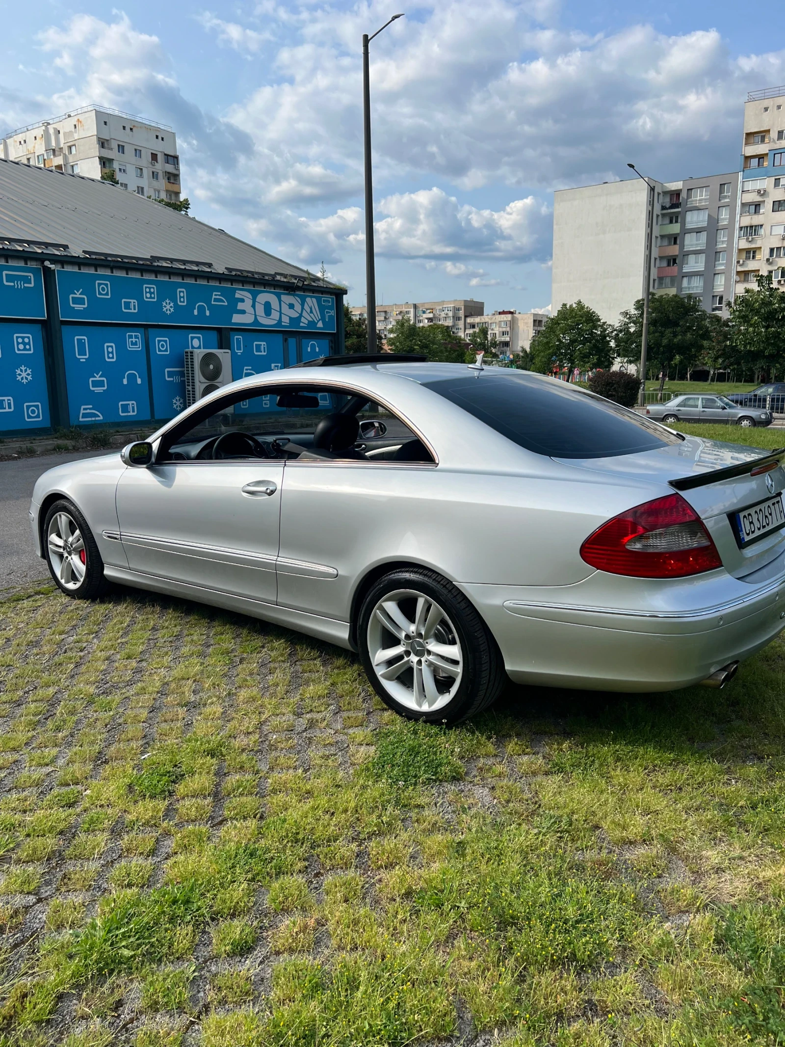 Mercedes-Benz CLK 320 - изображение 2