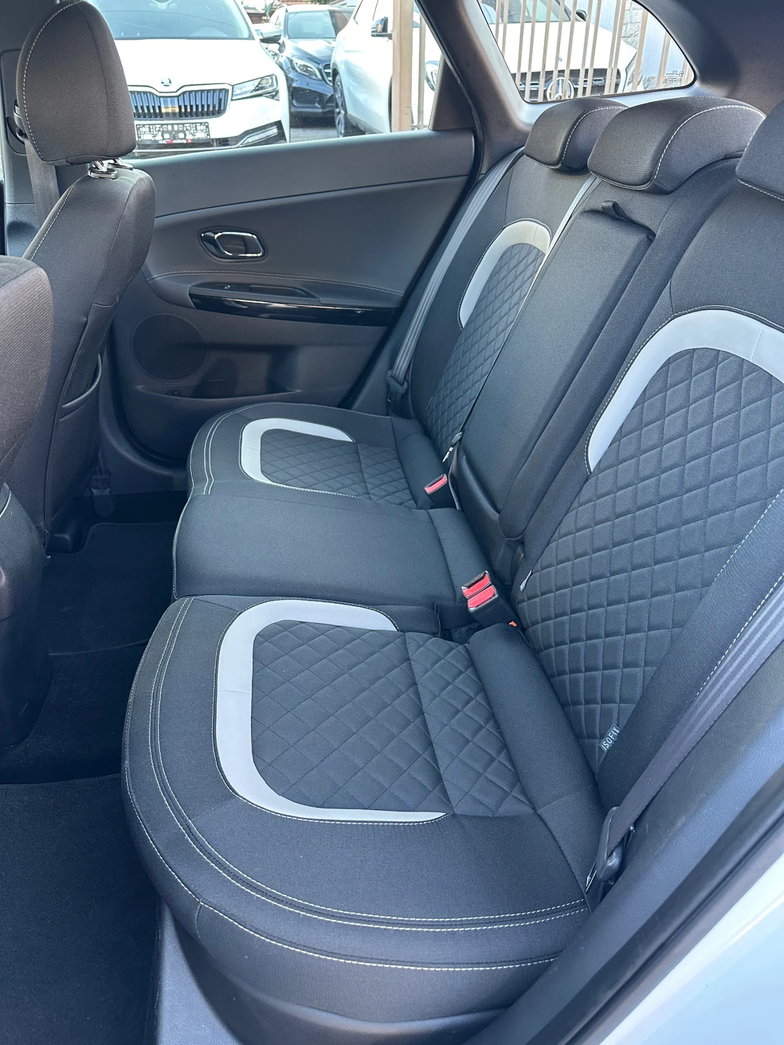 Kia Ceed 1, 6 CRDI. GT-Line/ Автоматик/Нов внос Швейцария ! - изображение 10