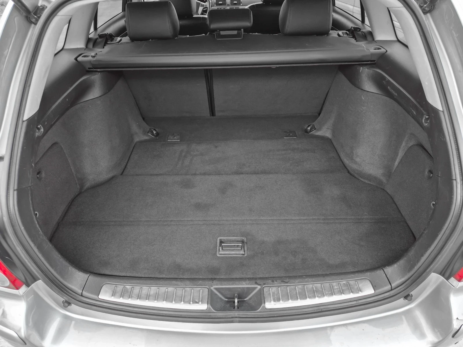 Toyota Avensis 2.2 D4D 177  |  |   | Mobile.bg   14