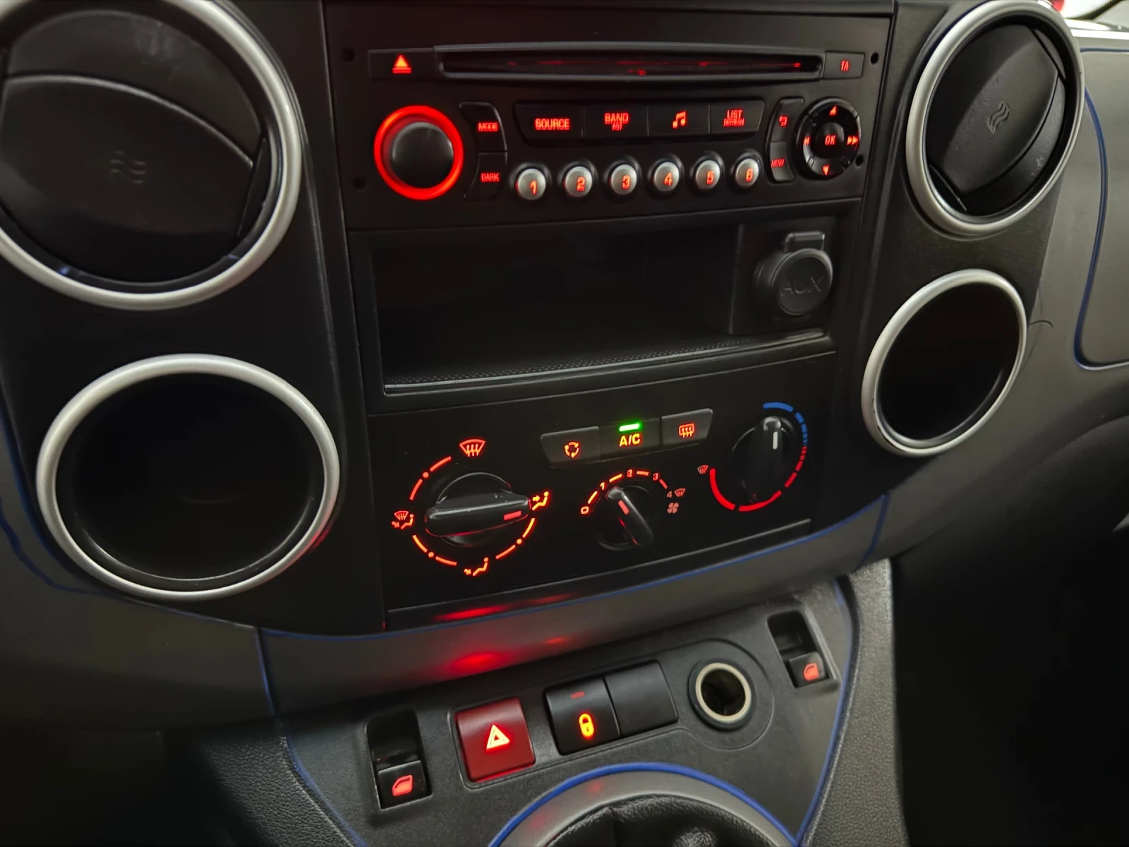 Citroen Berlingo Multispace* EURO6B* 1.6blueHDI* 99��* ������*  | Mobile.bg � ����������� 15