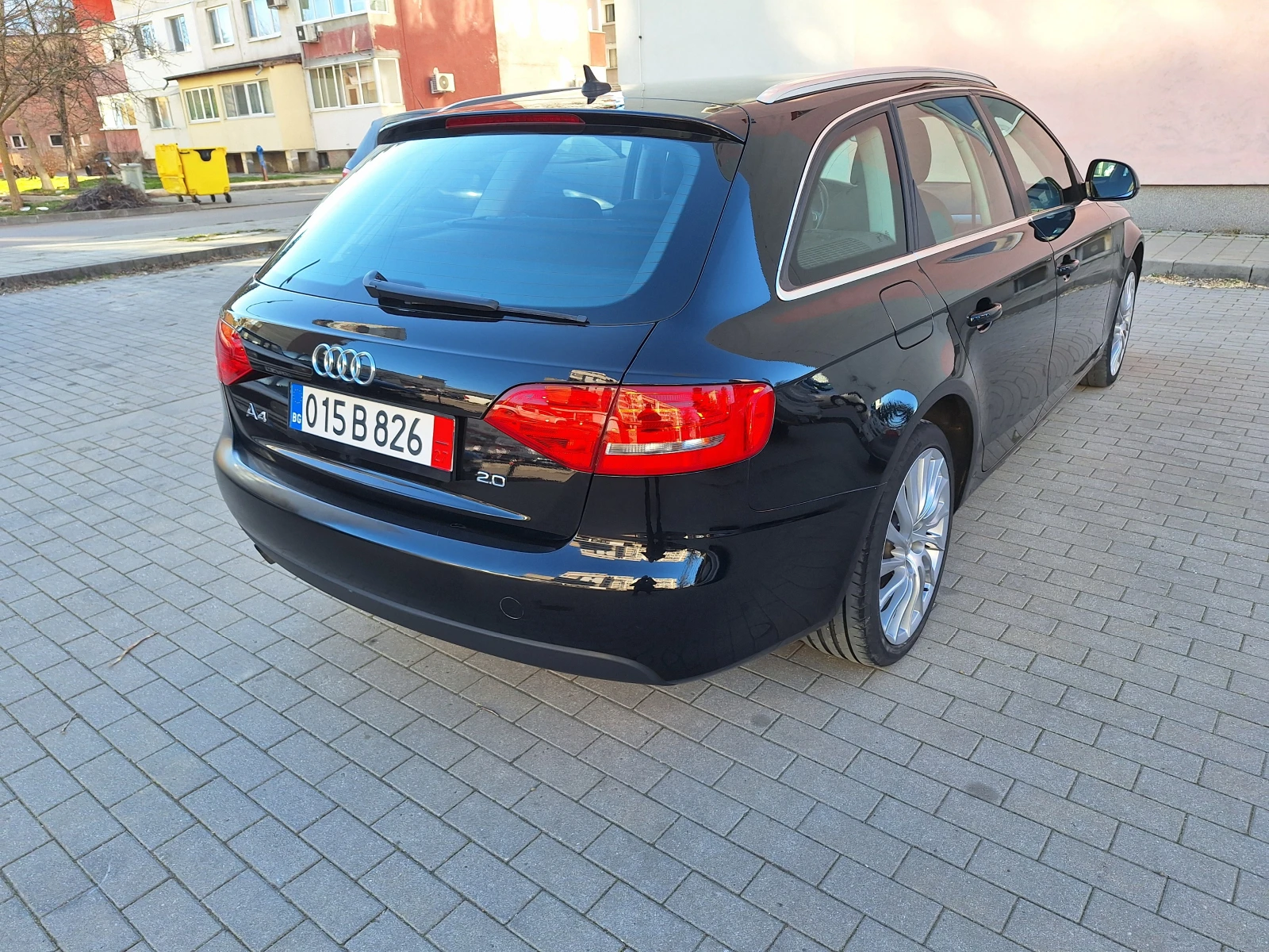 Audi A4 B8 2.0TDI Led!, снимка 12 - Автомобили и джипове - 53784929
