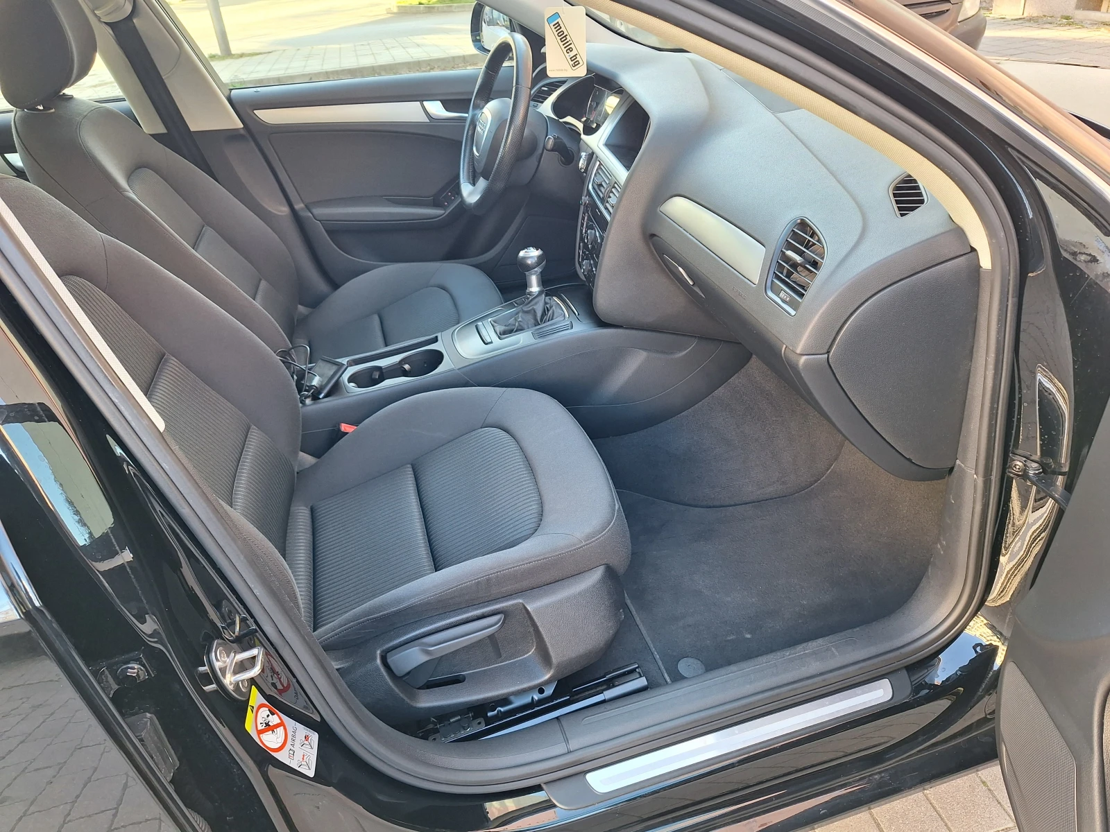 Audi A4 B8 2.0TDI Led!, снимка 16 - Автомобили и джипове - 53784929