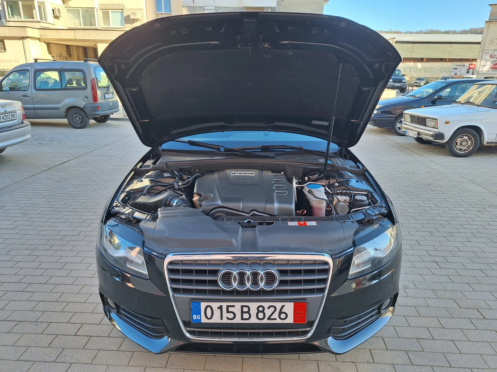 Audi A4 B8 2.0TDI Led!, снимка 3 - Автомобили и джипове - 53784929