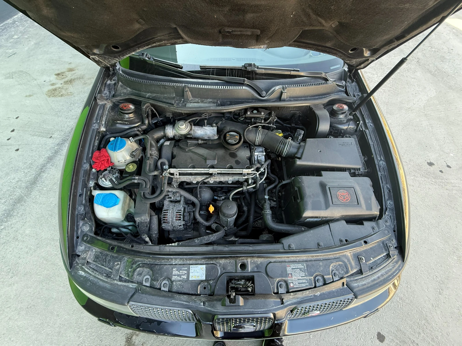 Seat Leon, снимка 12 - Автомобили и джипове - 53851786