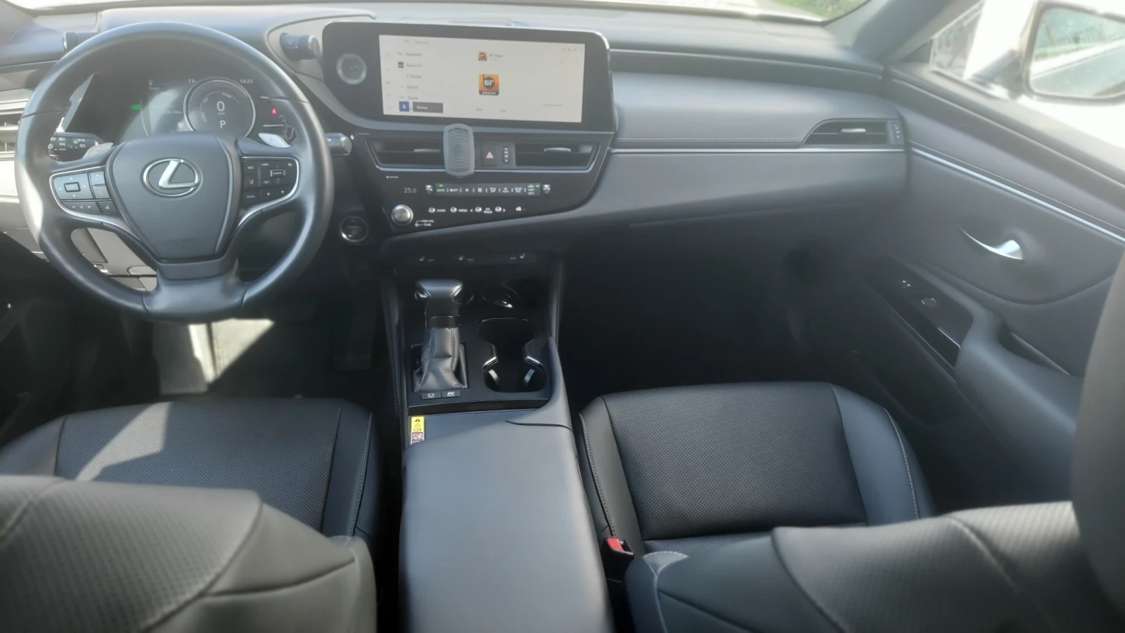 Lexus ES 300 Hybrid , снимка 9 - Автомобили и джипове - 53937043