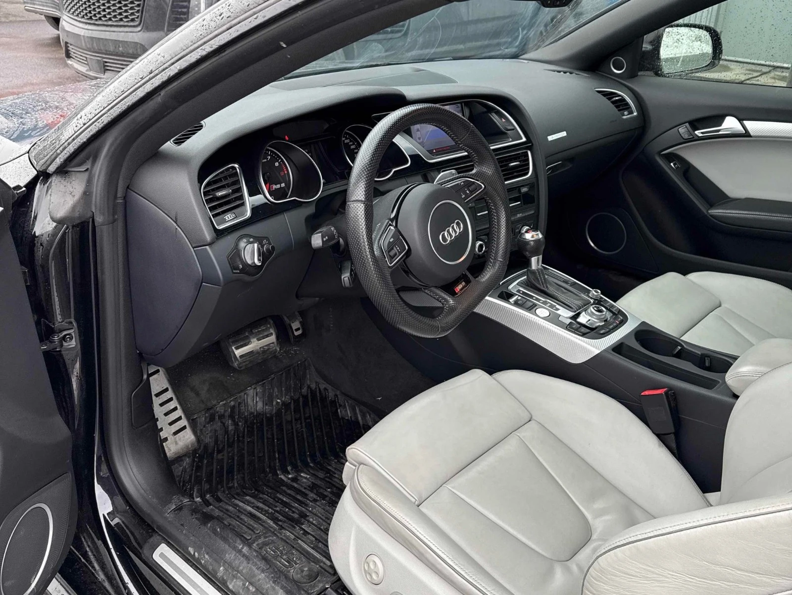 Audi Rs5 С РЕГИСТРАЦИЯ & АВТО КРЕДИТ, снимка 7 - Автомобили и джипове - 53990351