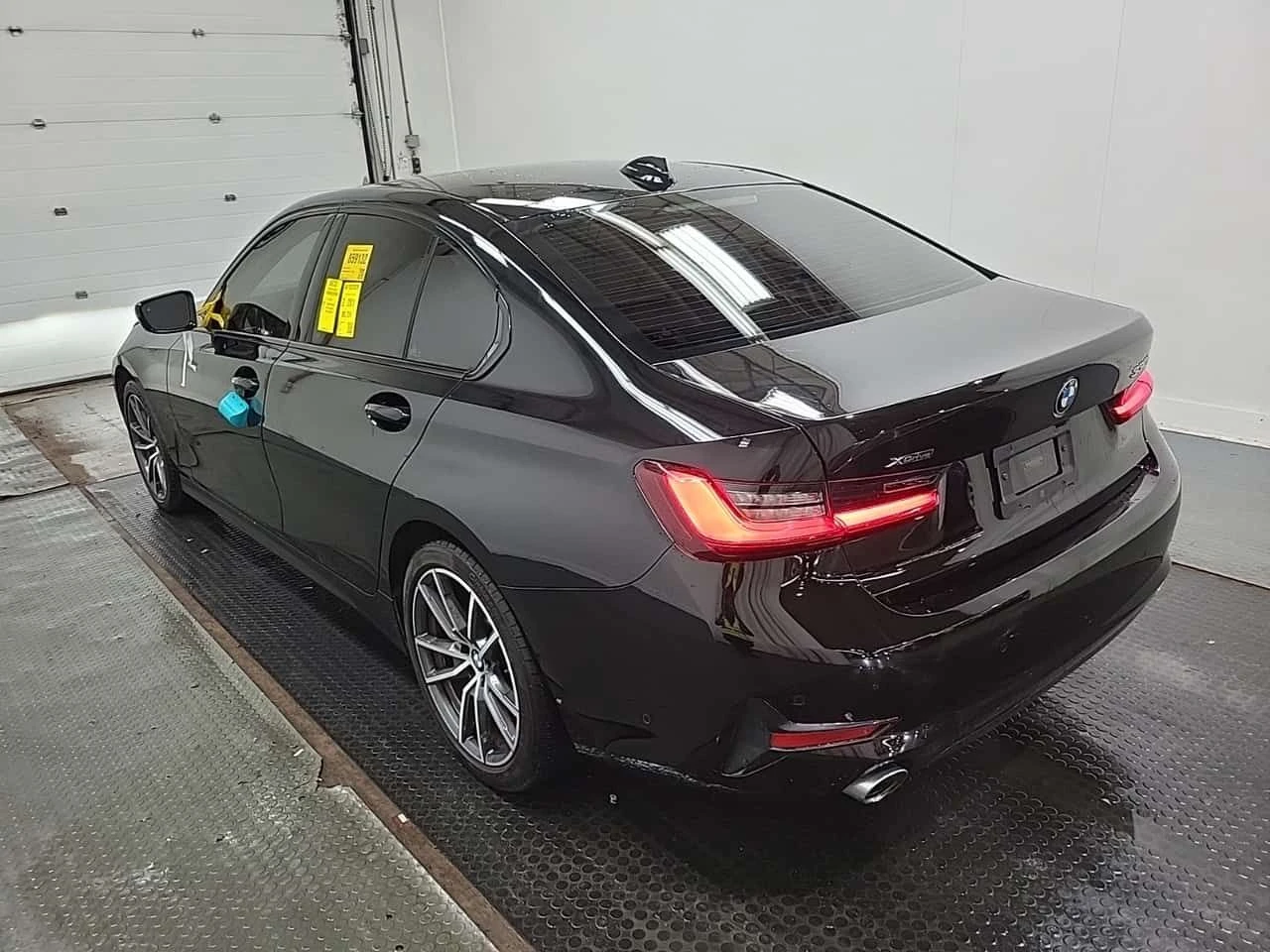 BMW 330 I XDRIVE| PANORAMA| ������ �����| AMBIENT| CARFAX | Mobile.bg � ����������� 4