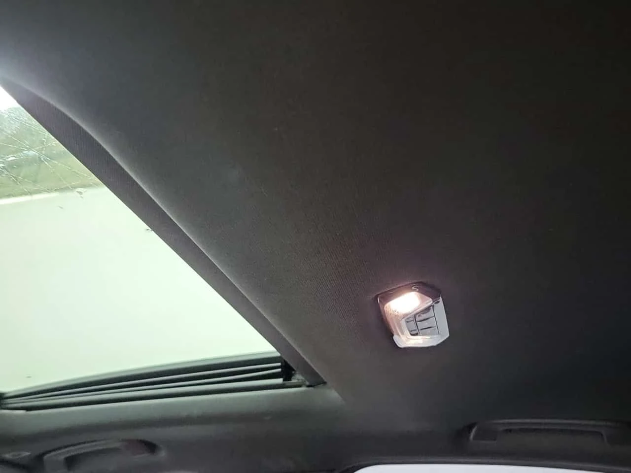 BMW 330 I XDRIVE| PANORAMA| ������ �����| AMBIENT| CARFAX | Mobile.bg � ����������� 13