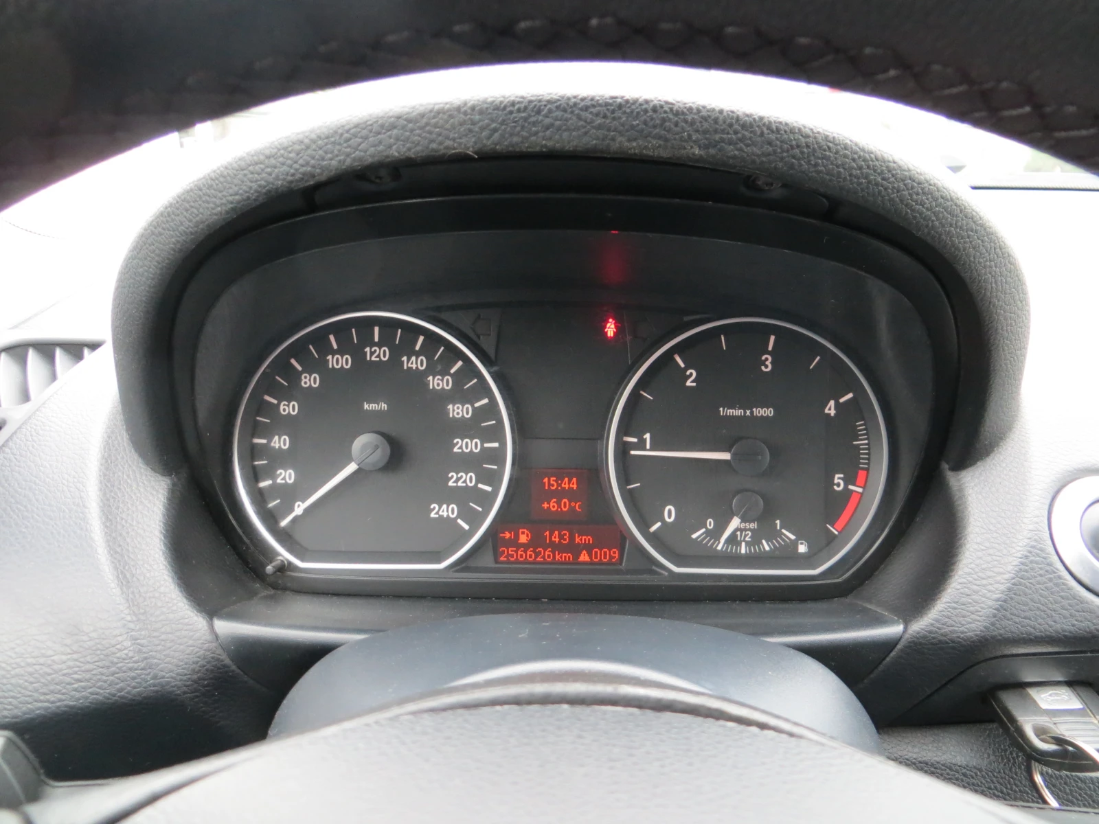 BMW 118 2.0D-Сервизна история Евро 5А, снимка 10 - Автомобили и джипове - 54386154