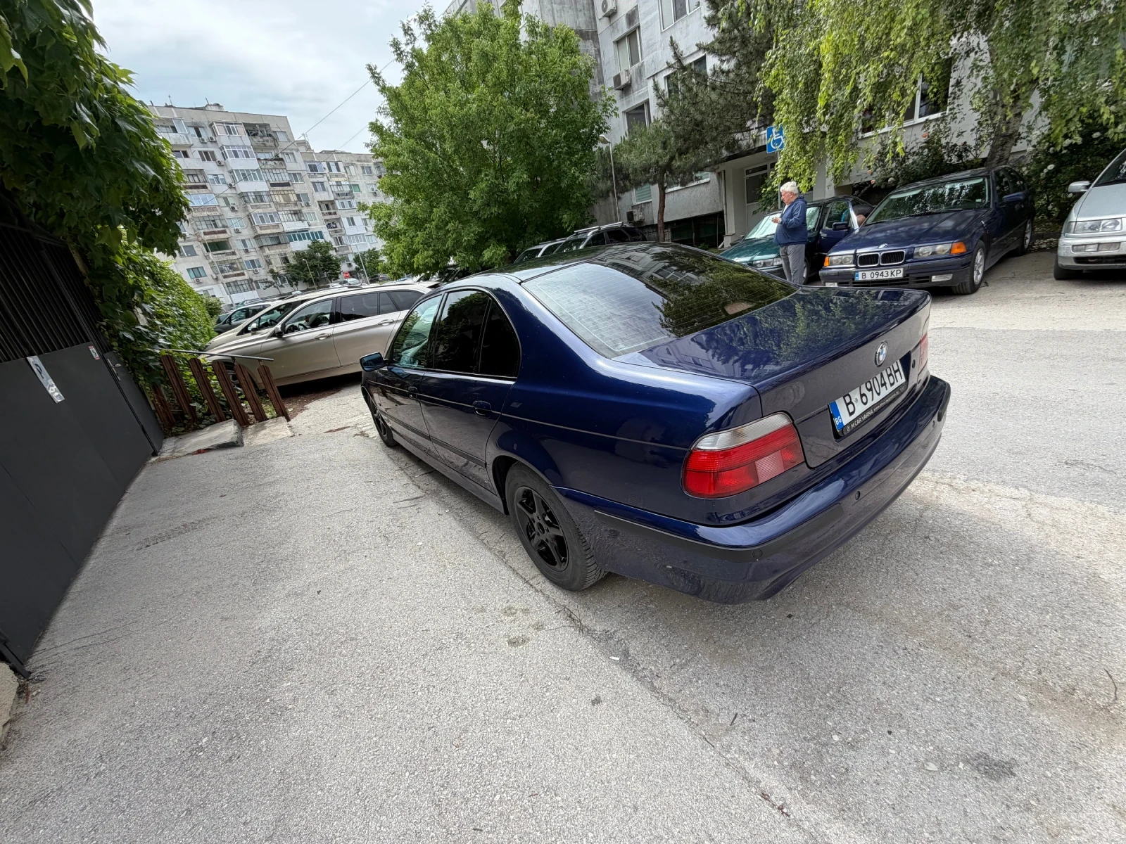BMW 523, снимка 4 - Автомобили и джипове - 54890541