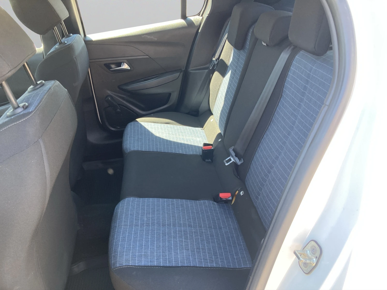 Peugeot 208 NEW ACCESS 1.2 PureTech 75 BVM5 EURO 6, снимка 10 - Автомобили и джипове - 54930011