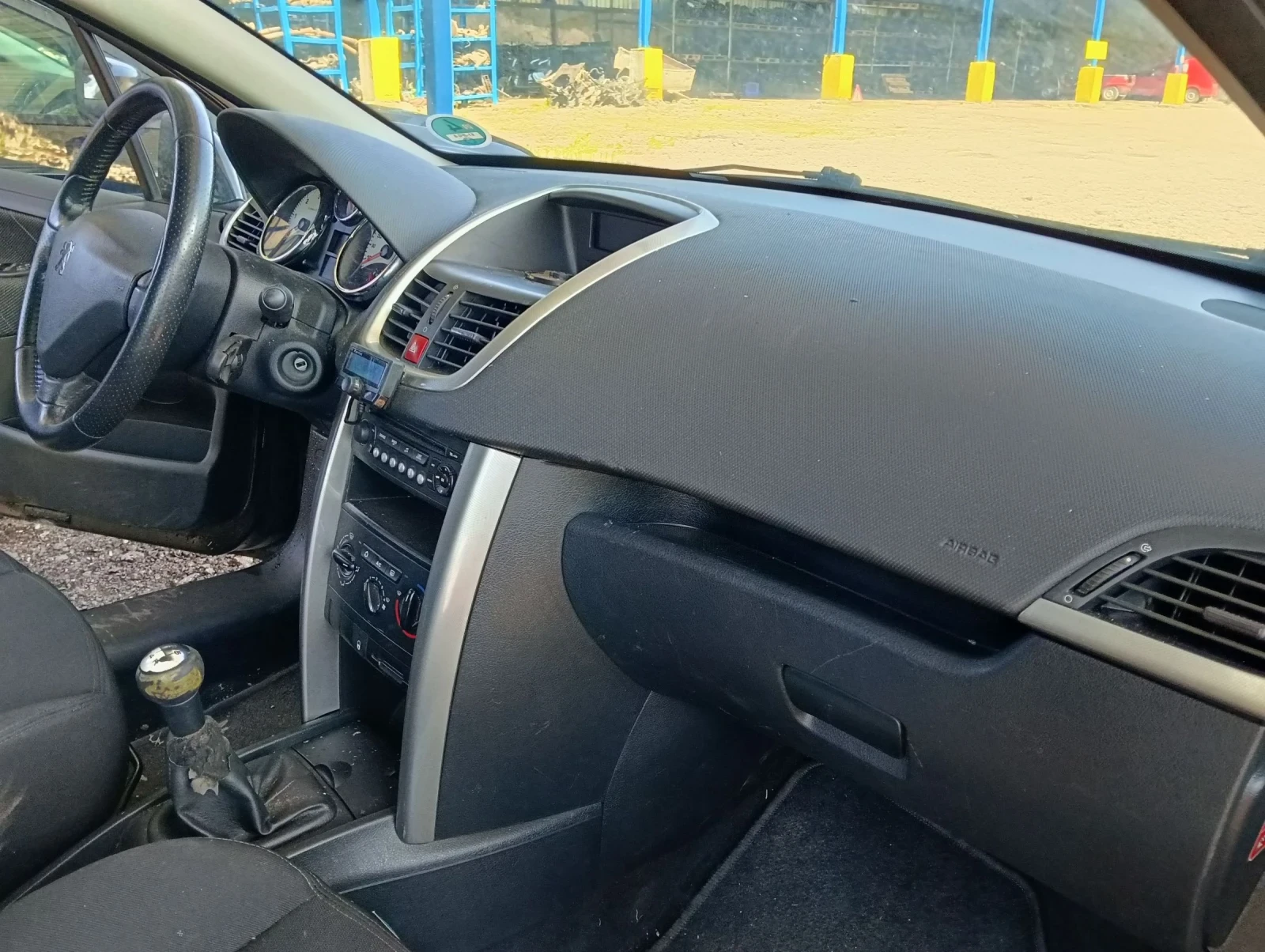 Peugeot 207 SW 1.6HDi 90кс / панорама, снимка 10 - Автомобили и джипове - 55033117