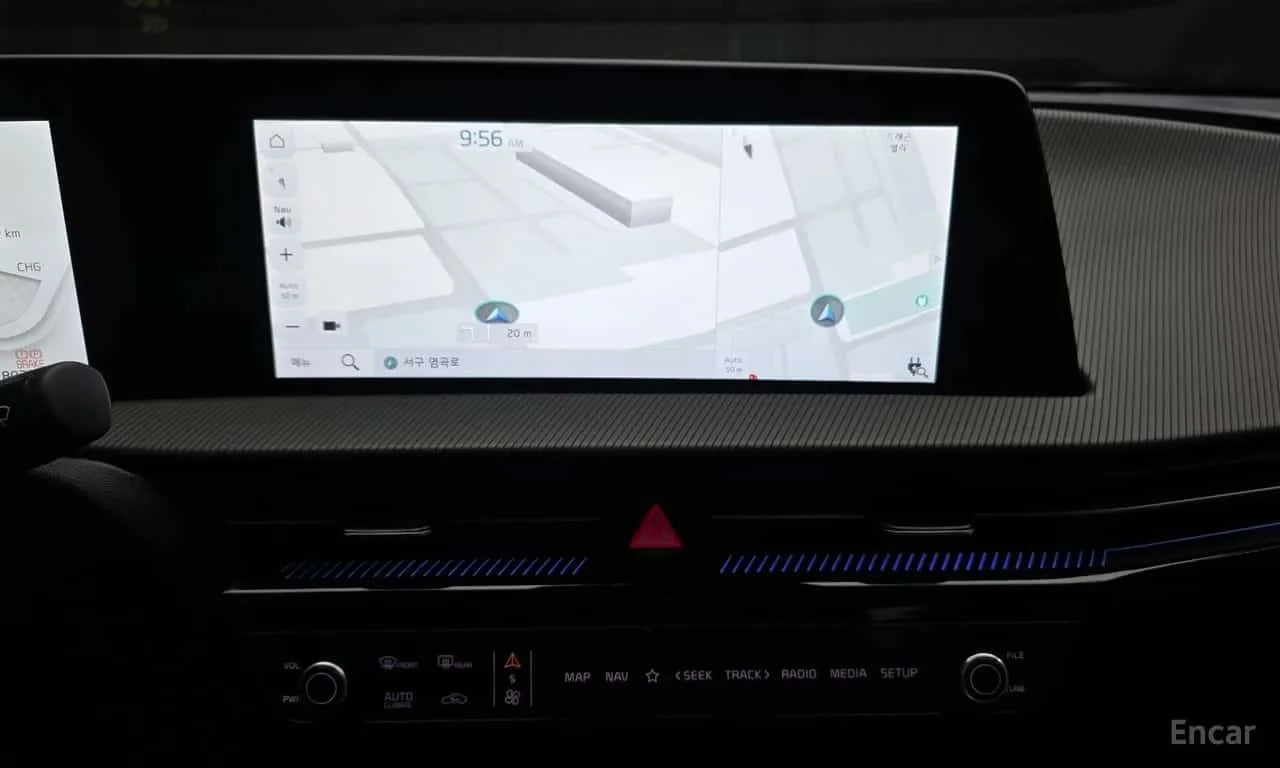 Kia EV6 GT-LINE Long Range 4WD /HUD/360/ОБДУХВАНЕ, снимка 15 - Автомобили и джипове - 55770253