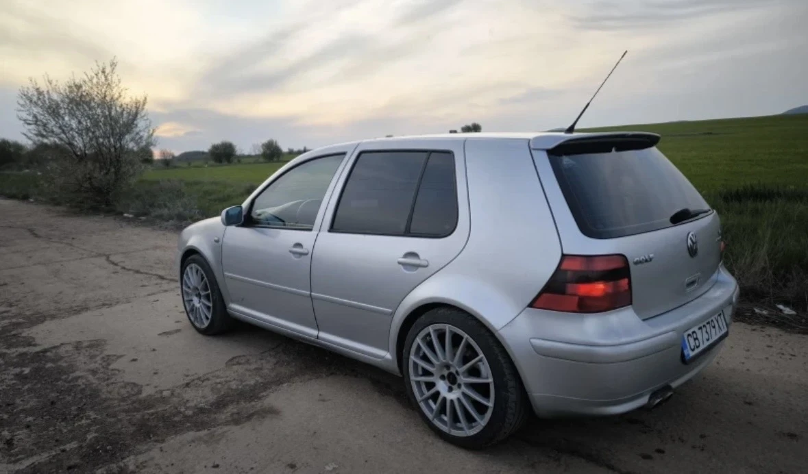 VW Golf VR6 2.8l 4x4, снимка 3 - Автомобили и джипове - 55962047