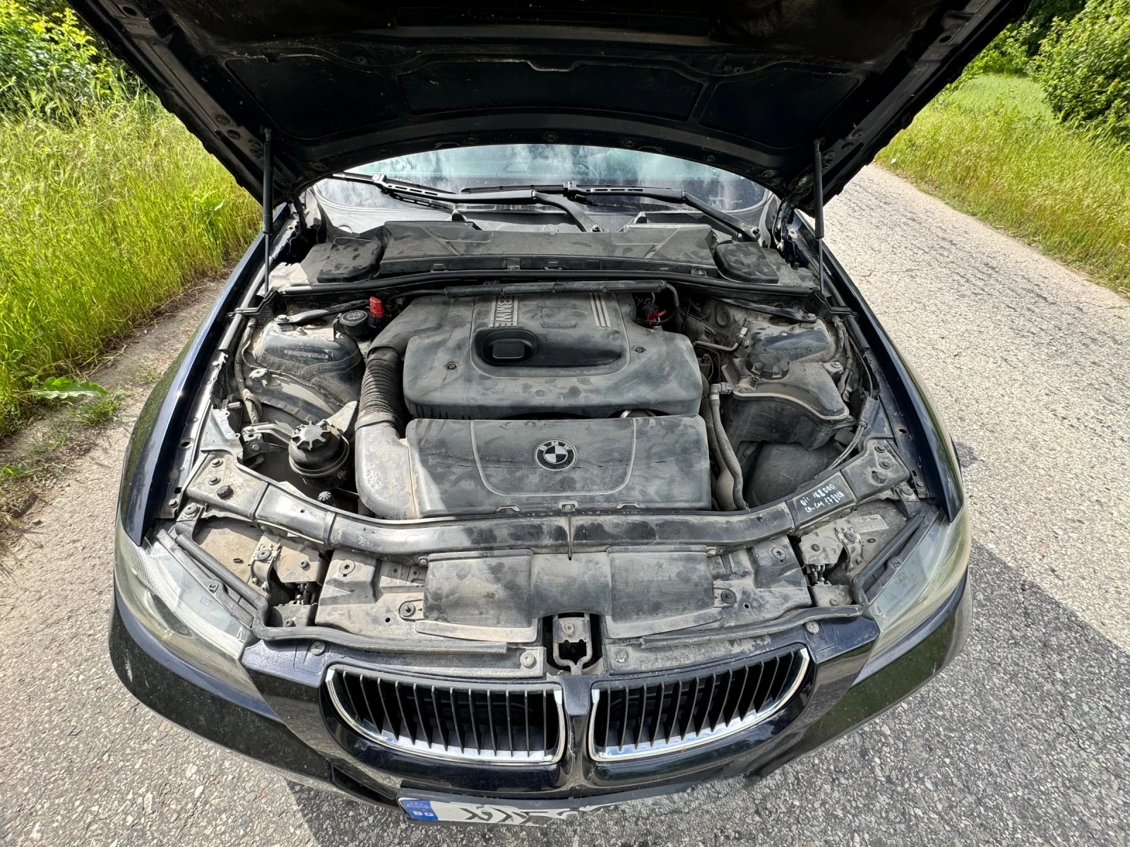 BMW 320 Седан, снимка 13 - Автомобили и джипове - 56202073