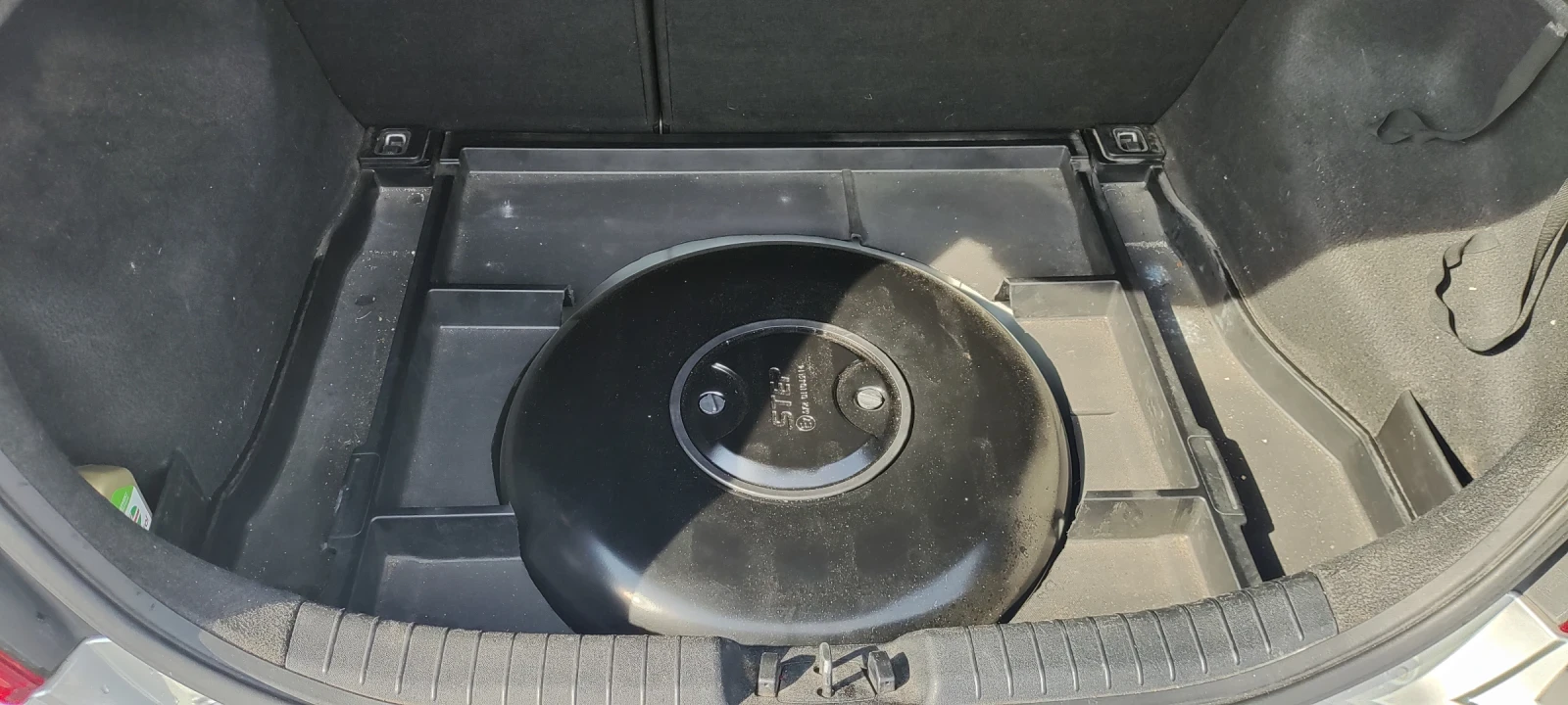 Kia Ceed 1.6i, снимка 12 - Автомобили и джипове - 56462396