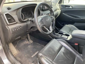 Hyundai Tucson Ultimate CARFAX АВТО КРЕДИТ  - 18650 лв. / 9535.59 € - 16518466 5