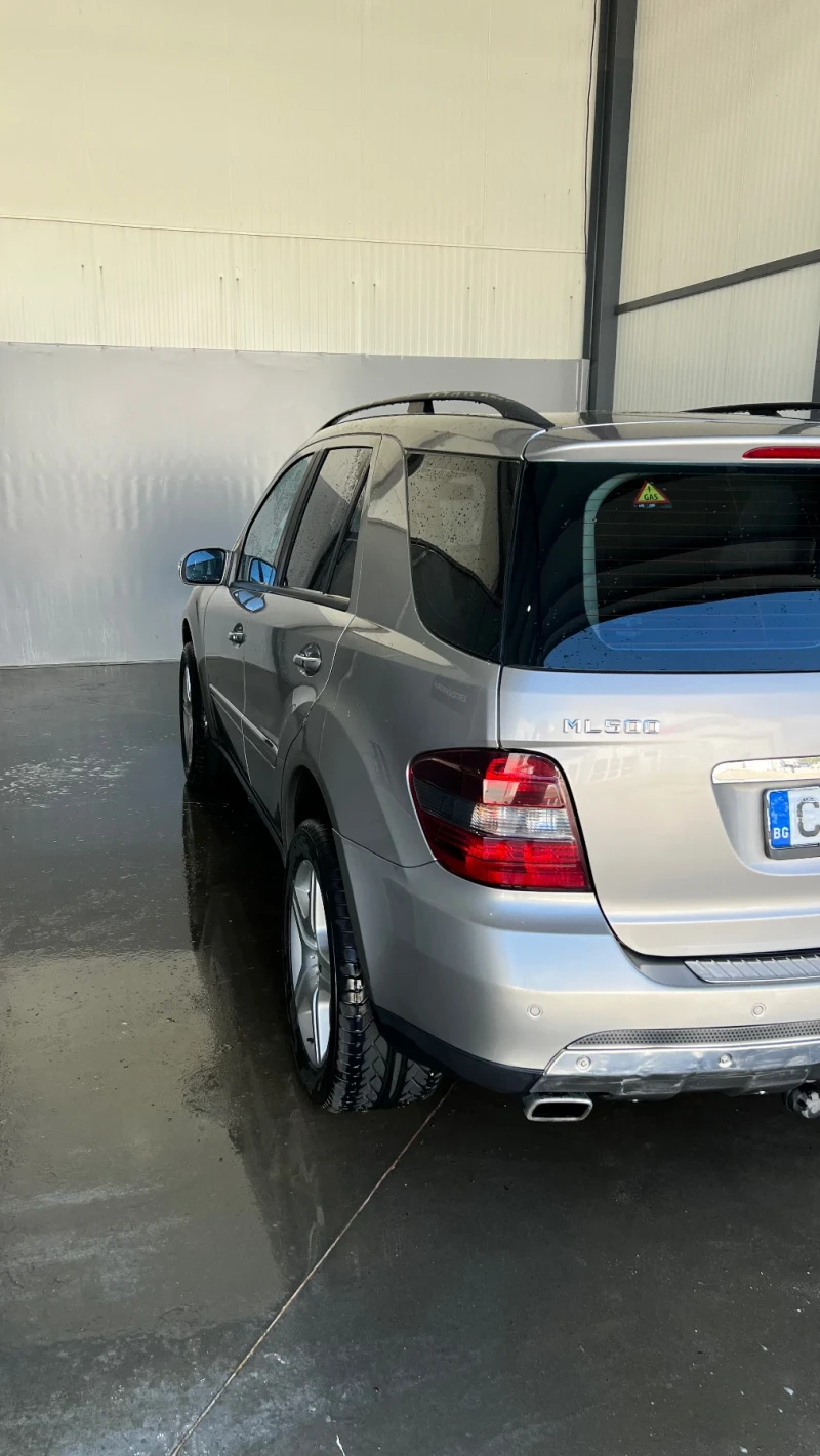 Mercedes-Benz ML 500, снимка 6 - Автомобили и джипове - 47496038