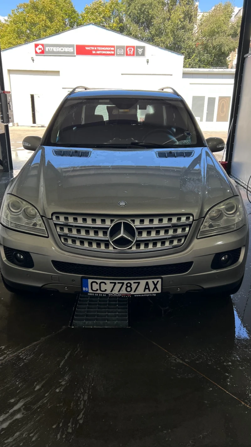 Mercedes-Benz ML 500, снимка 1 - Автомобили и джипове - 47496038