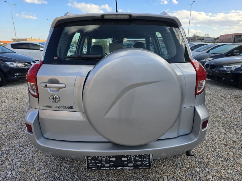 Toyota Rav4 2.0D4D EXECUTIVE, снимка 3 - Автомобили и джипове - 52251185