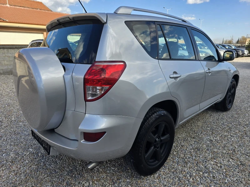 Toyota Rav4 2.0D4D EXECUTIVE, снимка 4 - Автомобили и джипове - 52251185